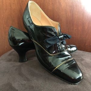 Anyi Lu Black Patent Leather Art Deco Style Shoe